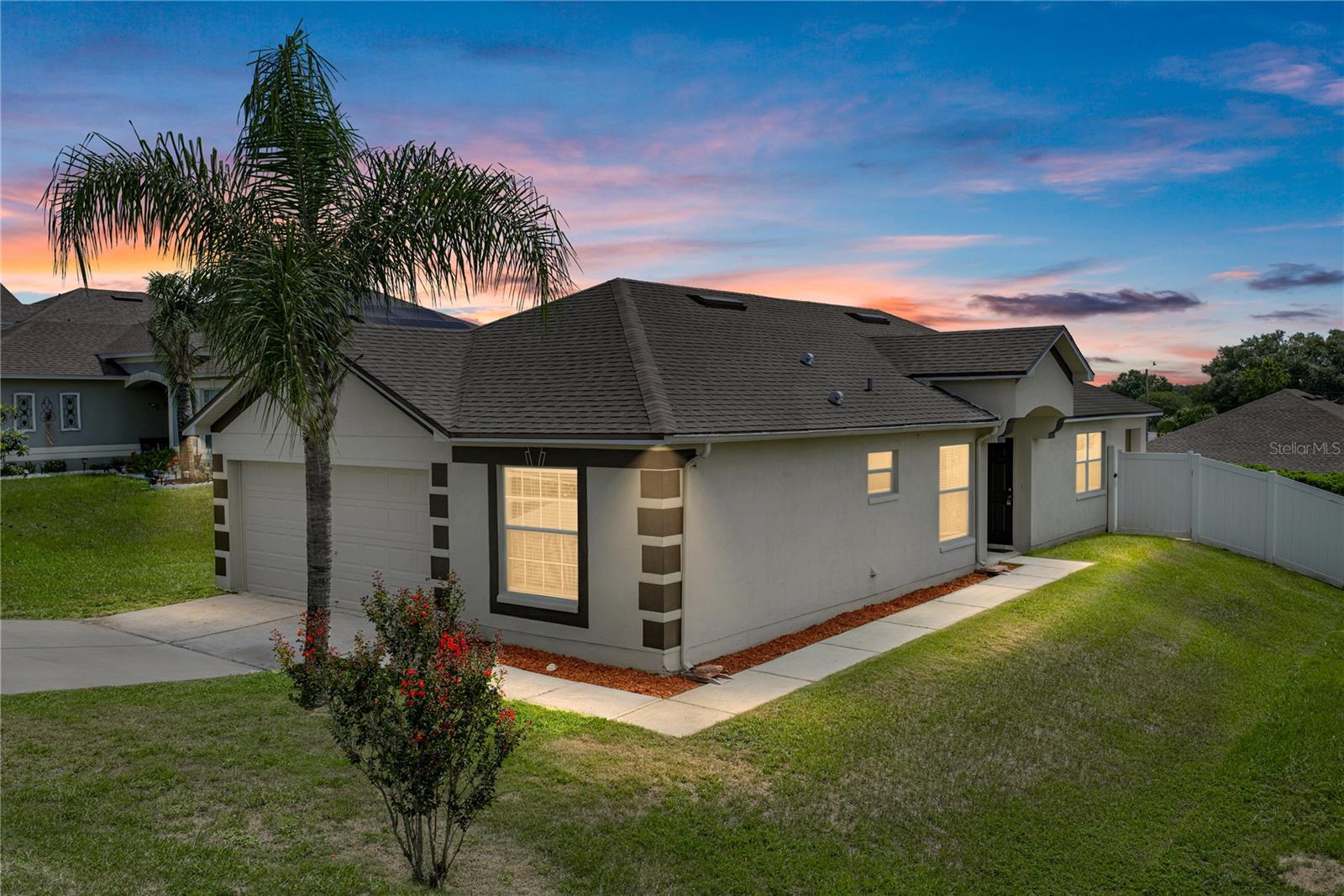 7552 Jeno St Property Photo 1