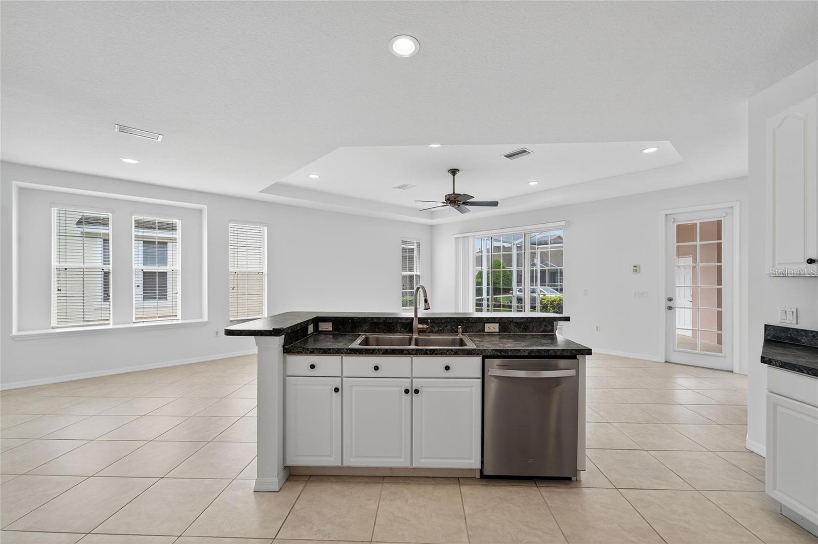209 Sela Cove Cir Property Photo 8