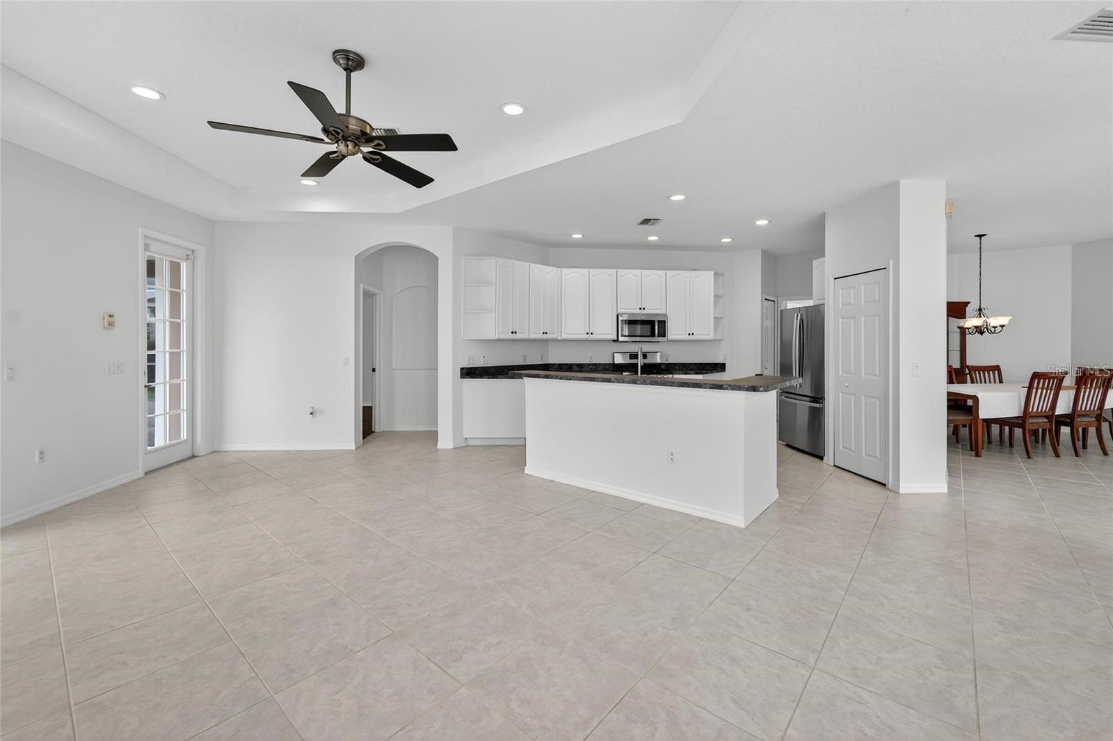 209 Sela Cove Cir Property Photo 10