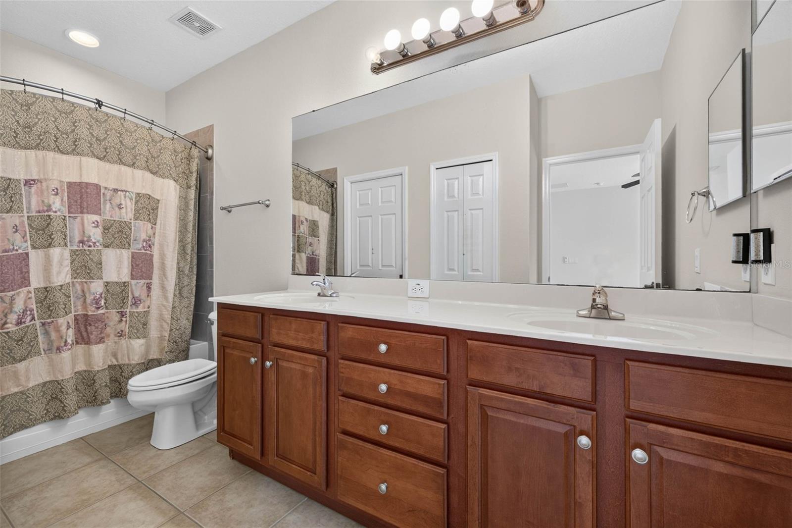 5112 Abisher Wood Ln Property Photo 37