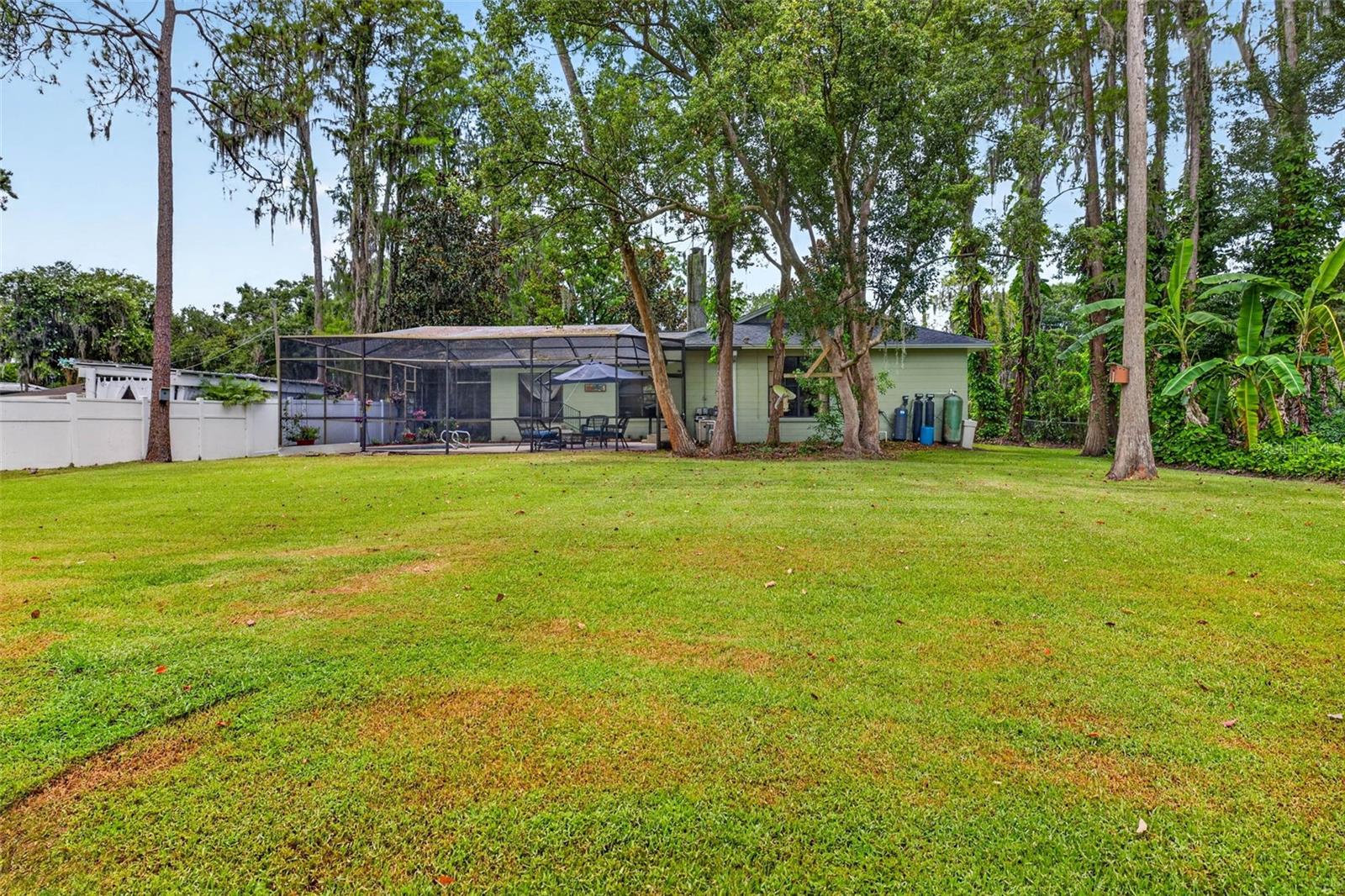 910 Hillside Dr Property Photo 34