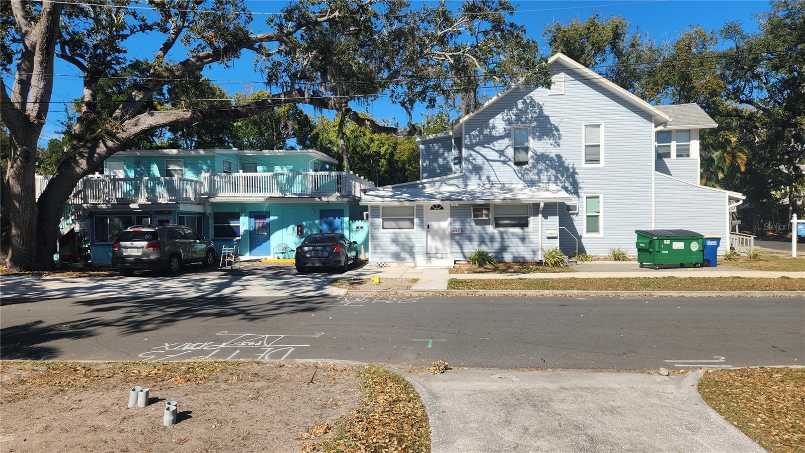 614 Oak Ave Property Photo 3