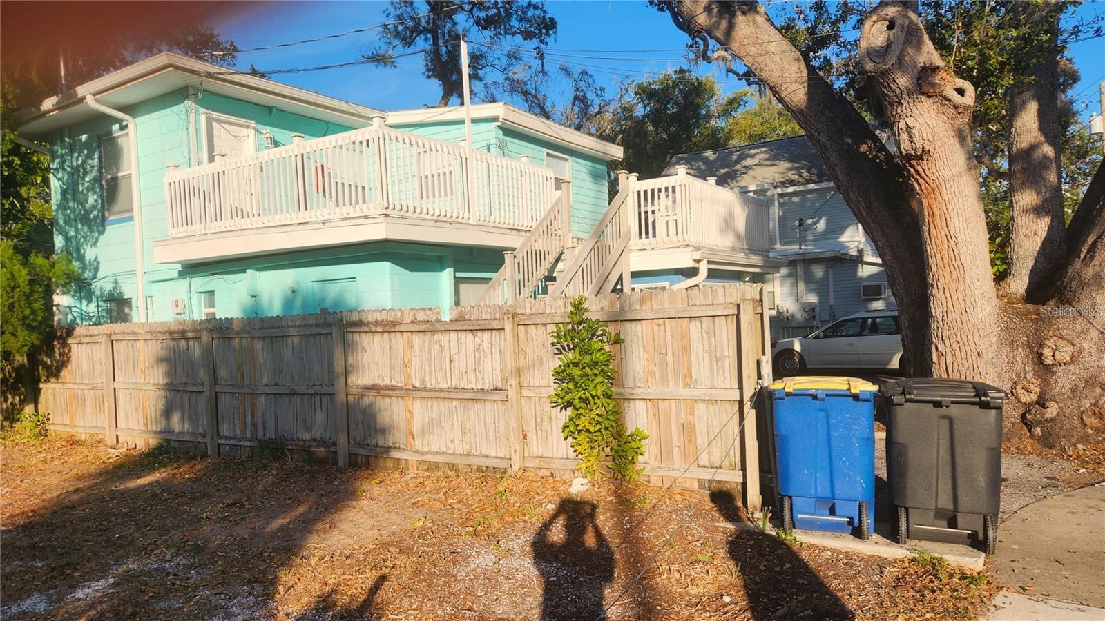 614 Oak Ave Property Photo 6