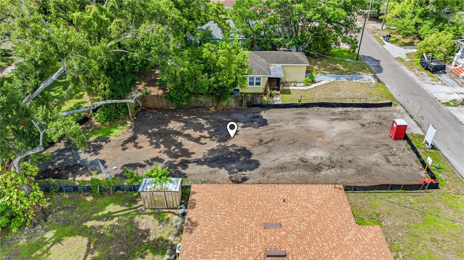 2711 N Myrtle Ave Property Photo 8