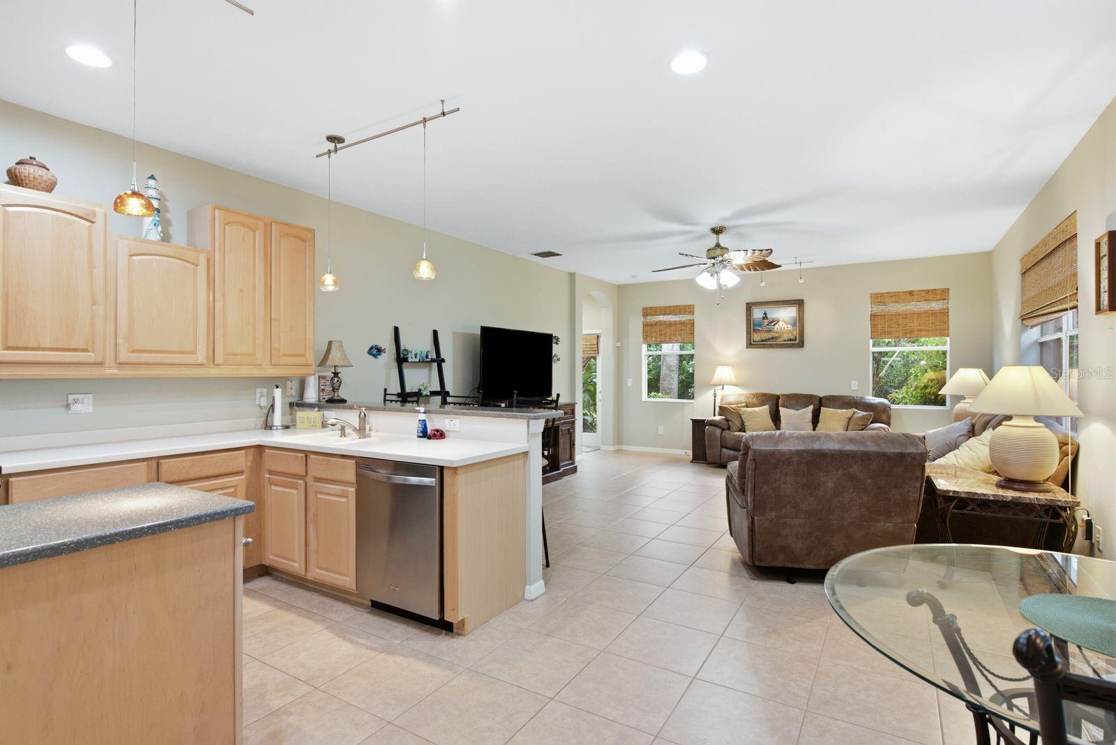 4882 W Breeze Cir Property Photo 12