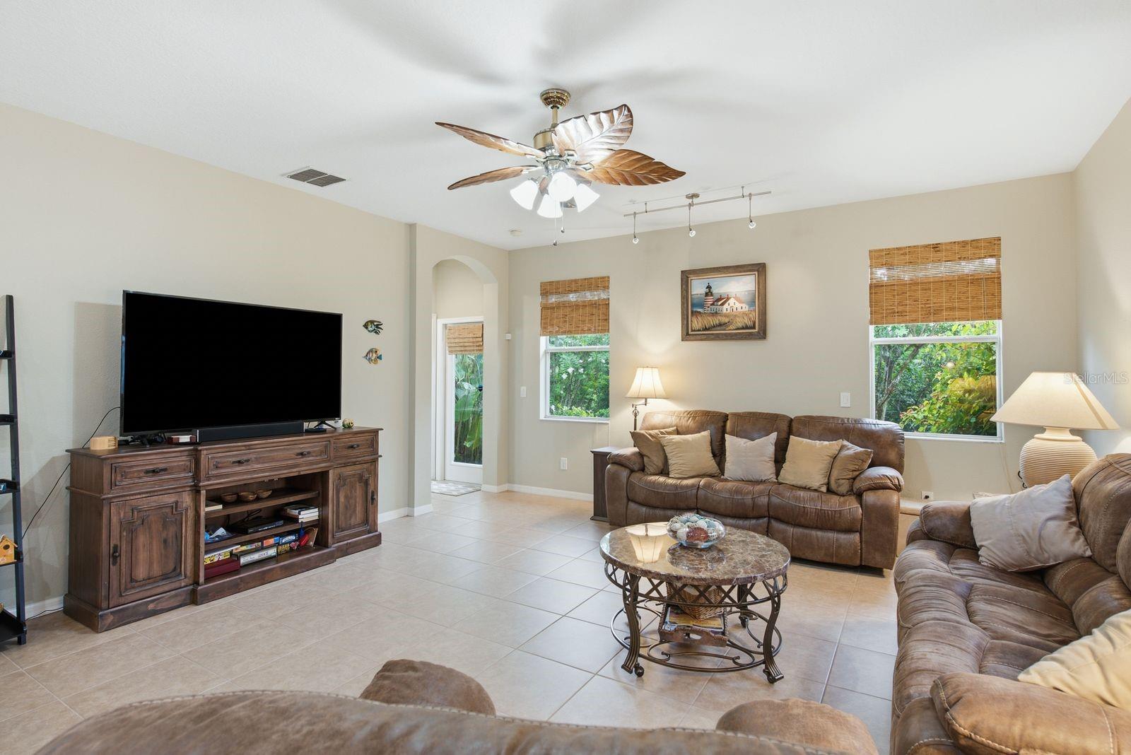 4882 W Breeze Cir Property Photo 13