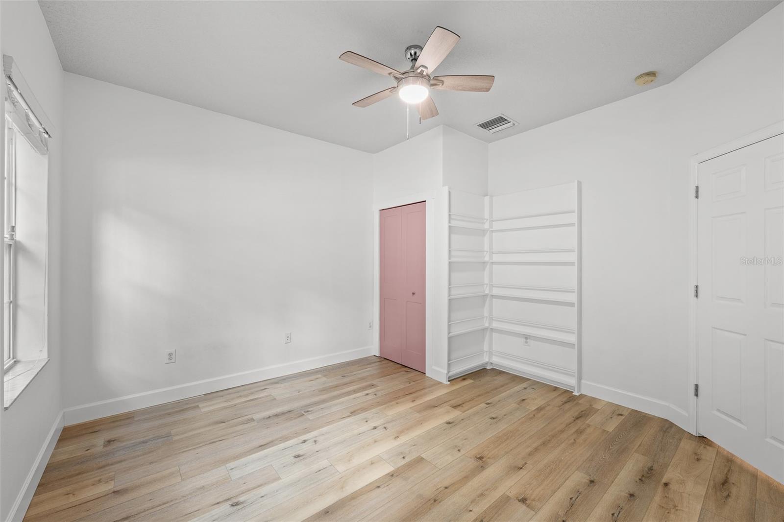 15814 Starling Water Dr Property Photo 28