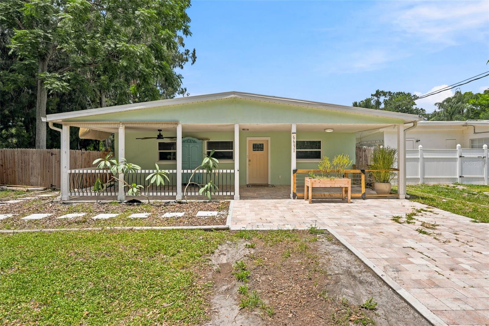 6691 56th Ave N Property Photo 1