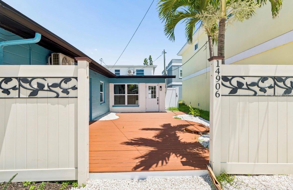 14906 N Bayshore Dr Property Photo 3