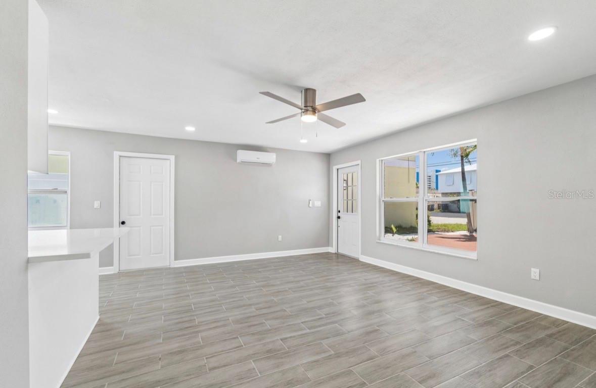 14906 N Bayshore Dr Property Photo 15