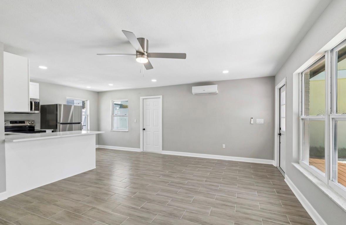 14906 N Bayshore Dr Property Photo 16