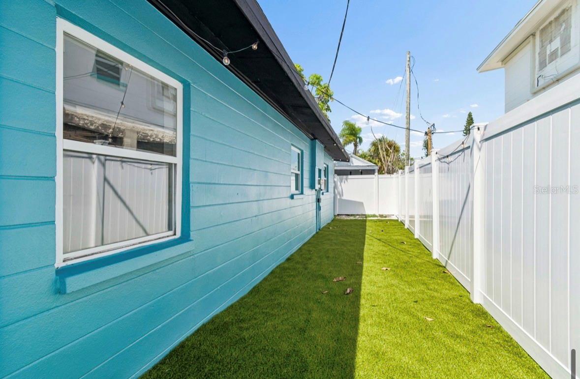 14906 N Bayshore Dr Property Photo 45