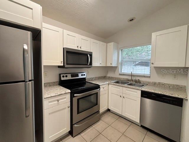 2780 Cypress Dr #b Property Photo 3