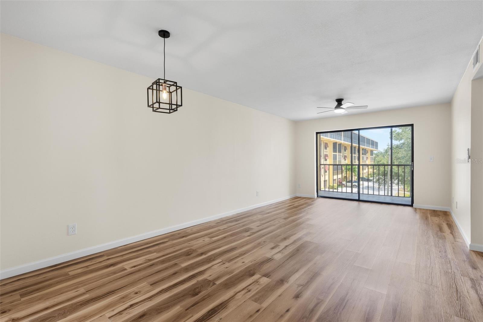 5817 Park St N #302 Property Photo 14