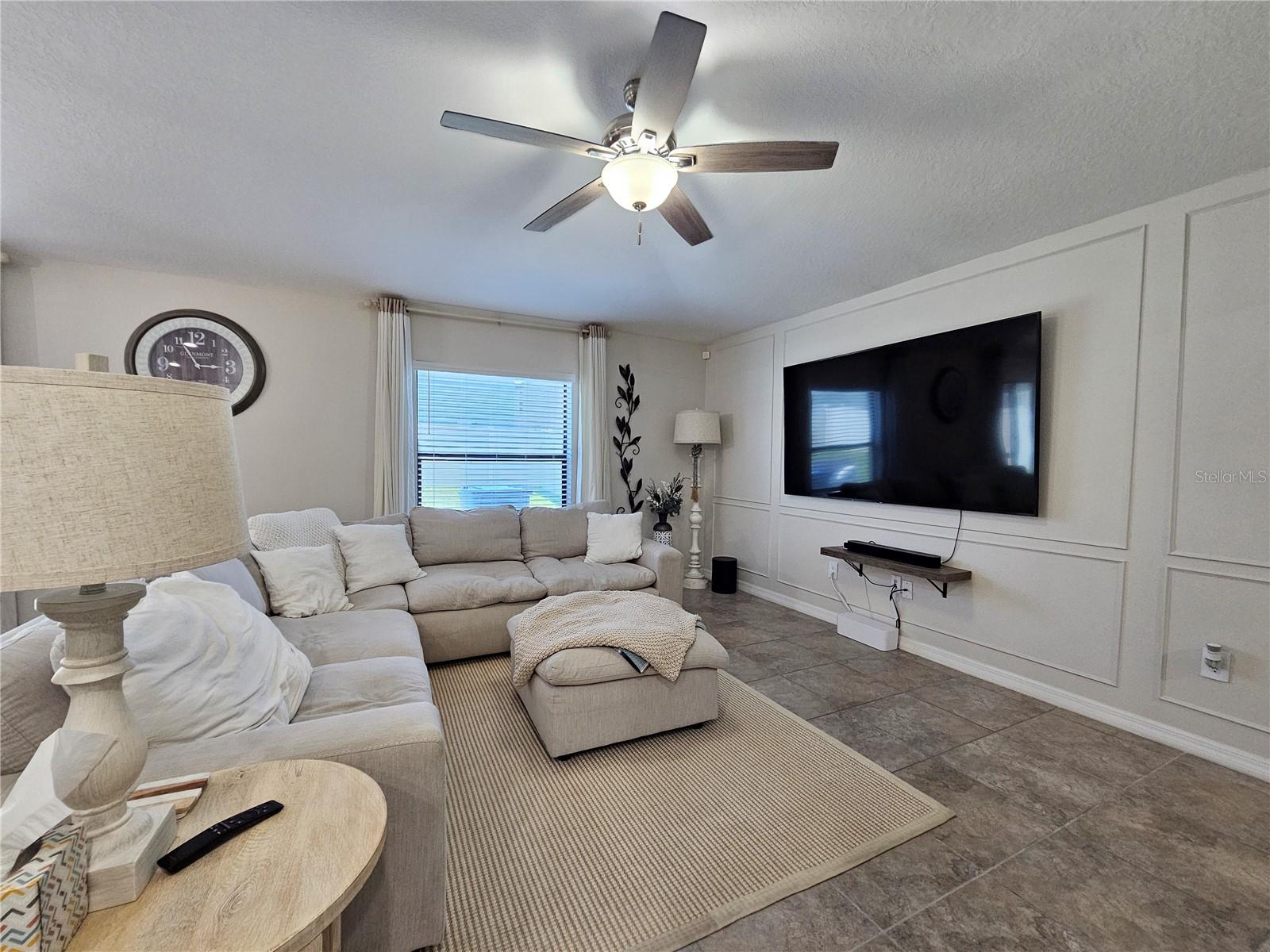 10005 Rose Petal Pl Property Photo 16