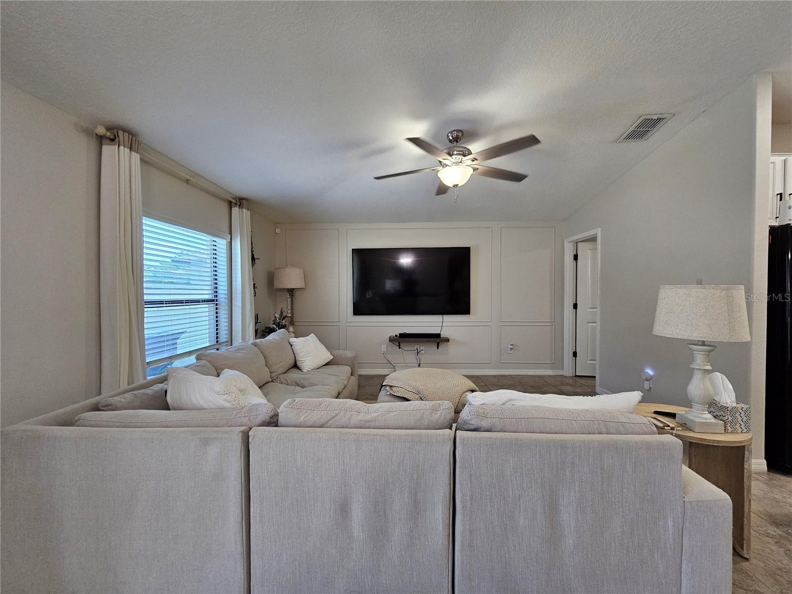10005 Rose Petal Pl Property Photo 18