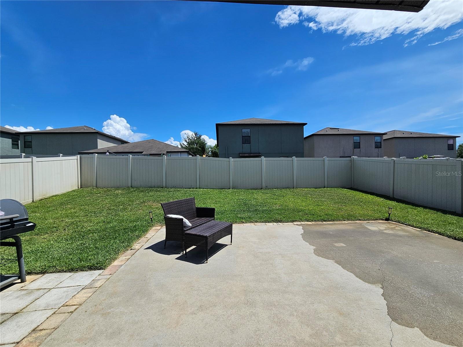 10005 Rose Petal Pl Property Photo 26