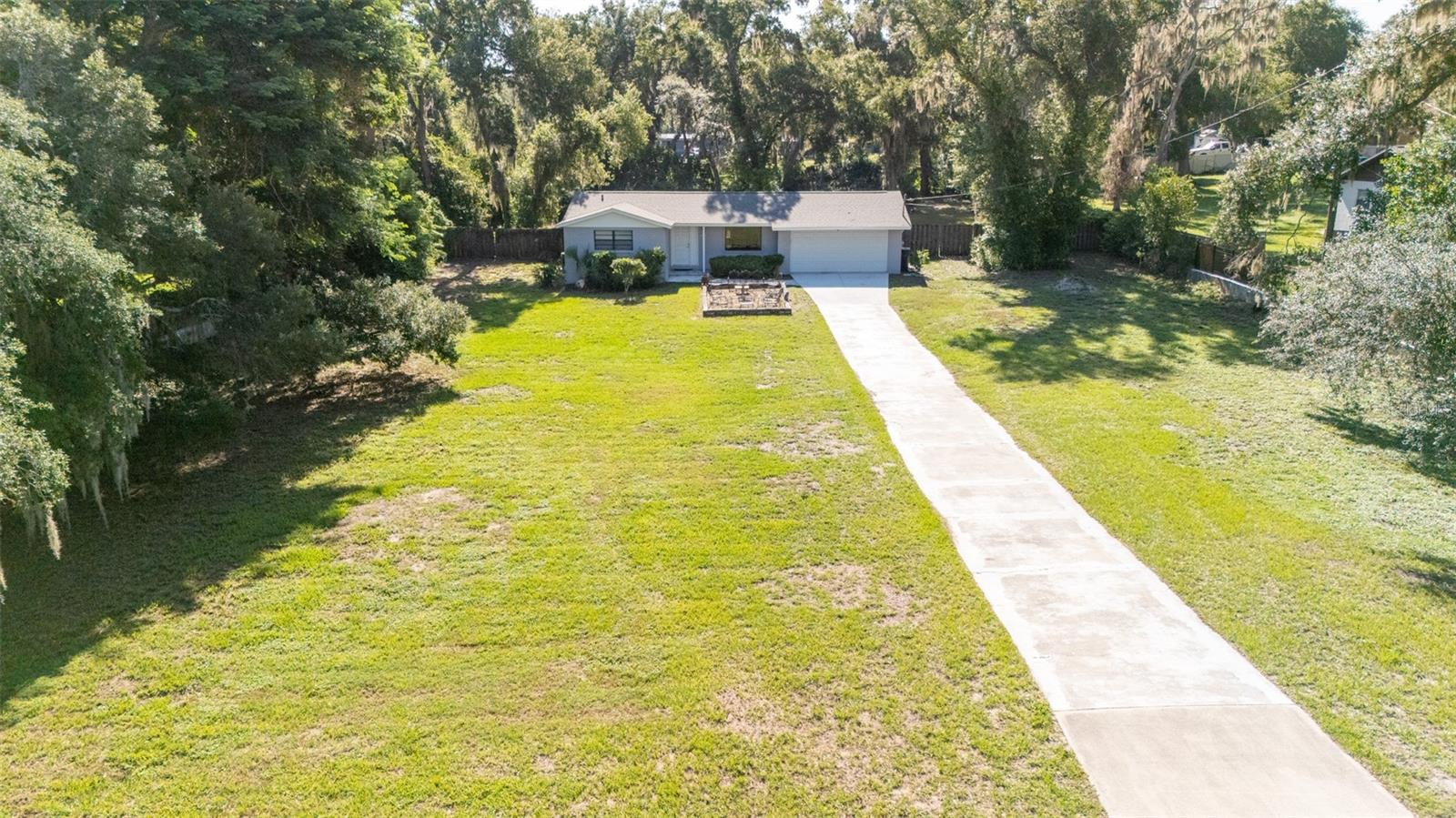 8214 Valrie Ln Property Photo 3