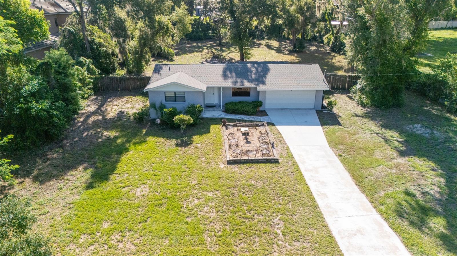 8214 Valrie Ln Property Photo 6