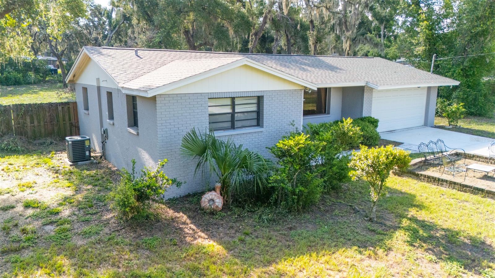 8214 Valrie Ln Property Photo 10