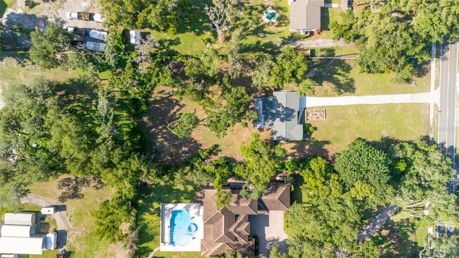 8214 Valrie Ln Property Photo 17