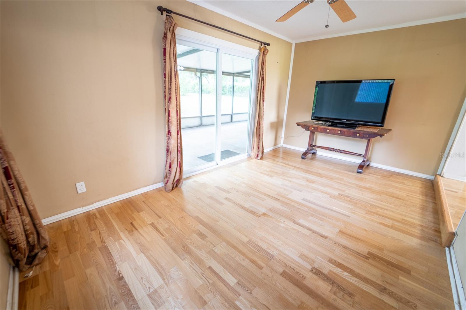 8214 Valrie Ln Property Photo 38