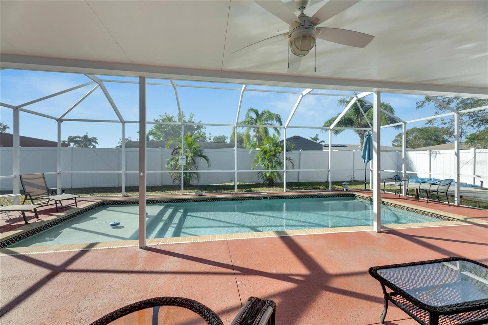 412 Flamingo Dr Property Photo 2