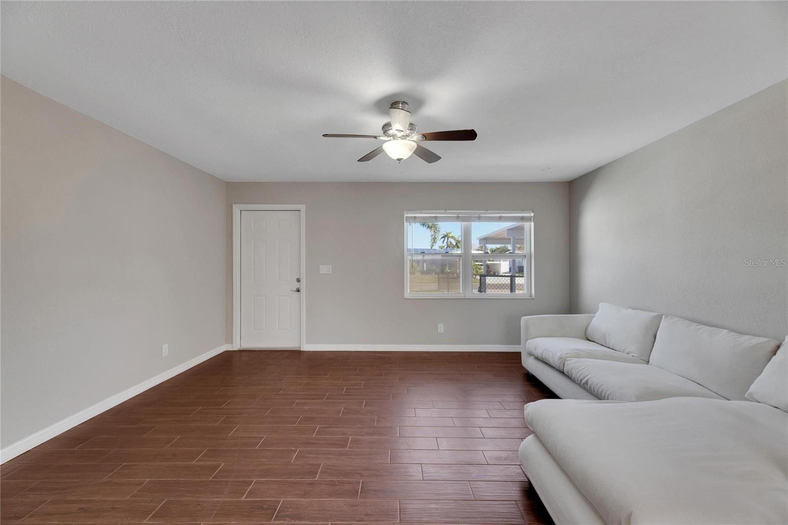 412 Flamingo Dr Property Photo 12