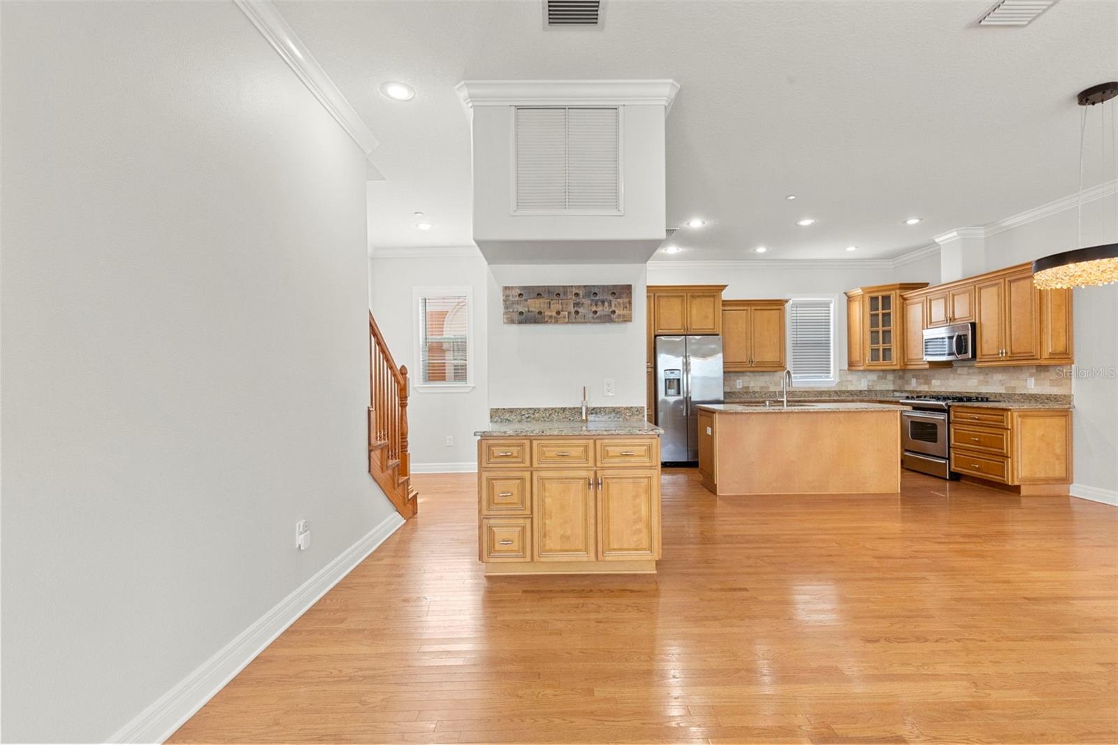 905 Villa Venicia Way Property Photo 18