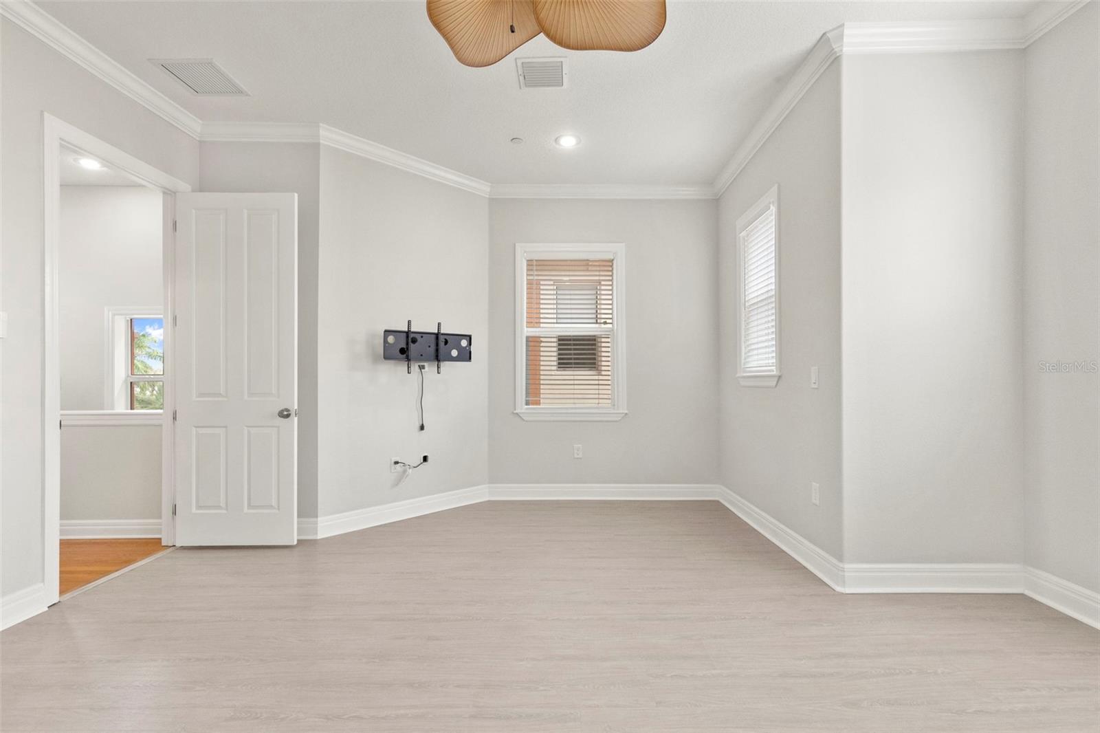 905 Villa Venicia Way Property Photo 25