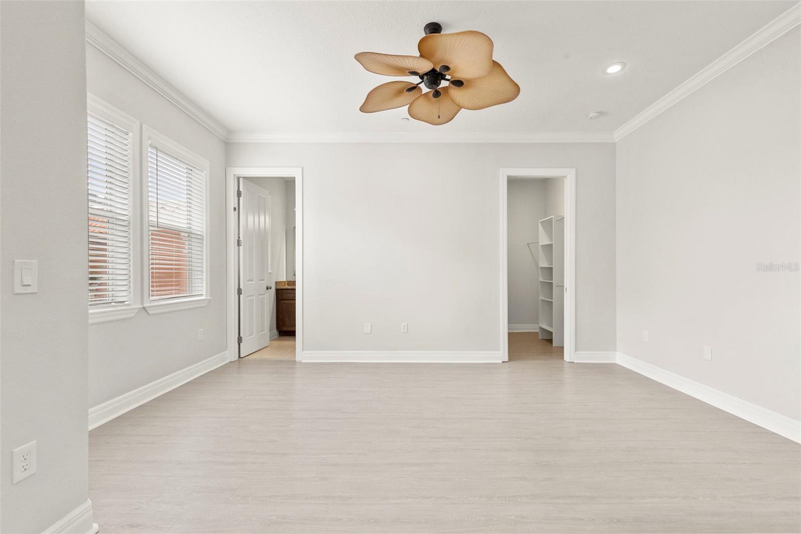 905 Villa Venicia Way Property Photo 26