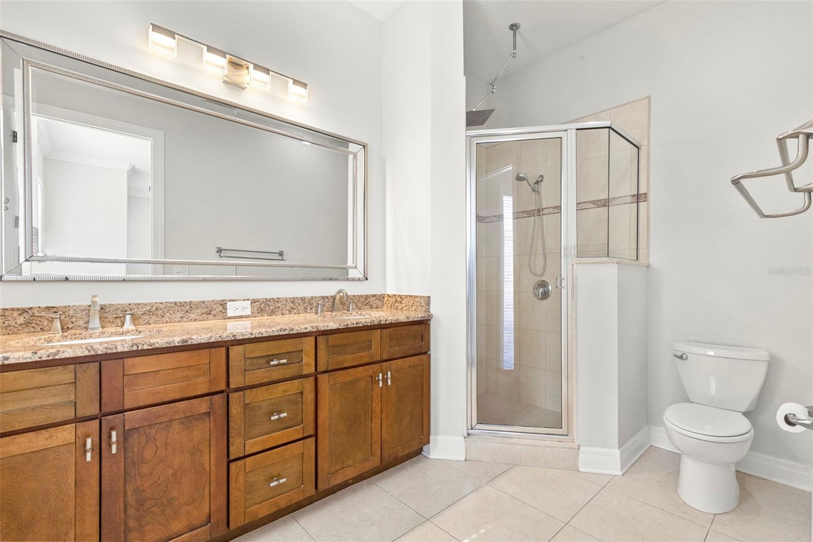 905 Villa Venicia Way Property Photo 27