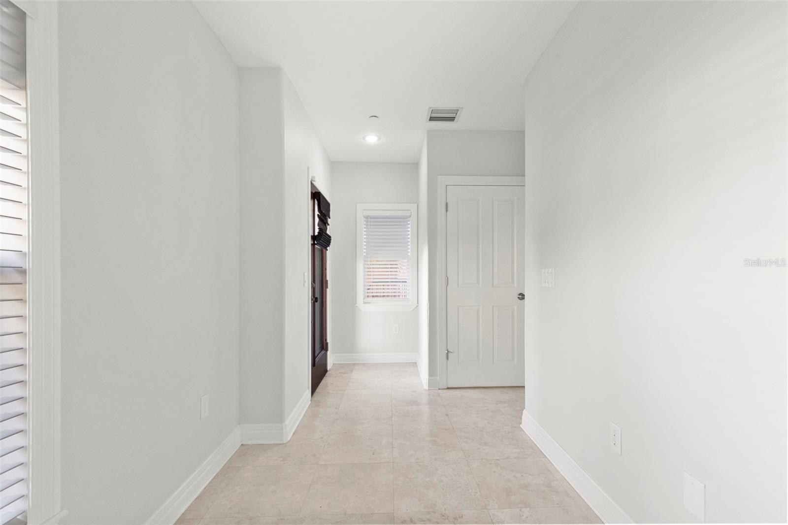 905 Villa Venicia Way Property Photo 40
