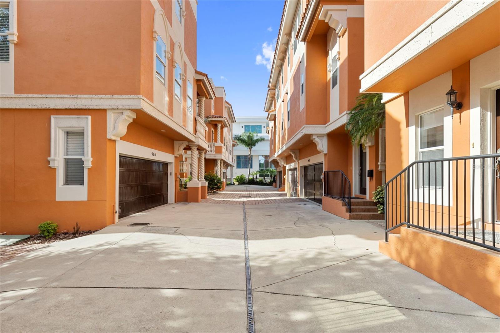 905 Villa Venicia Way Property Photo 46