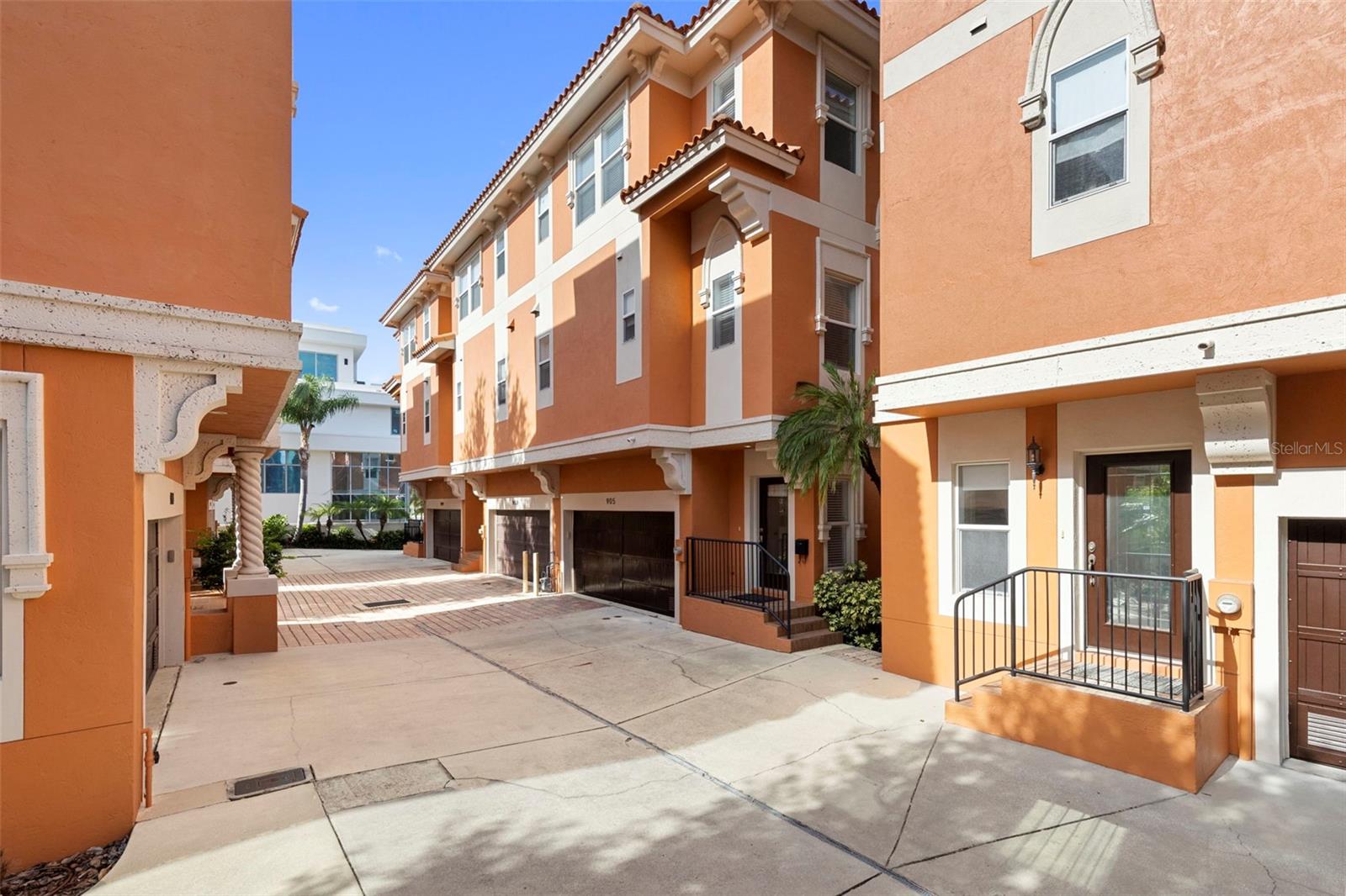 905 Villa Venicia Way Property Photo 47