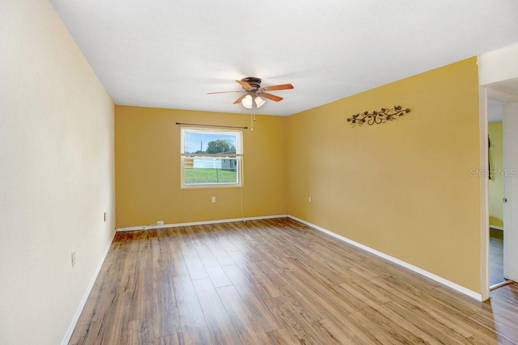 39038 Heath Dr Property Photo 9