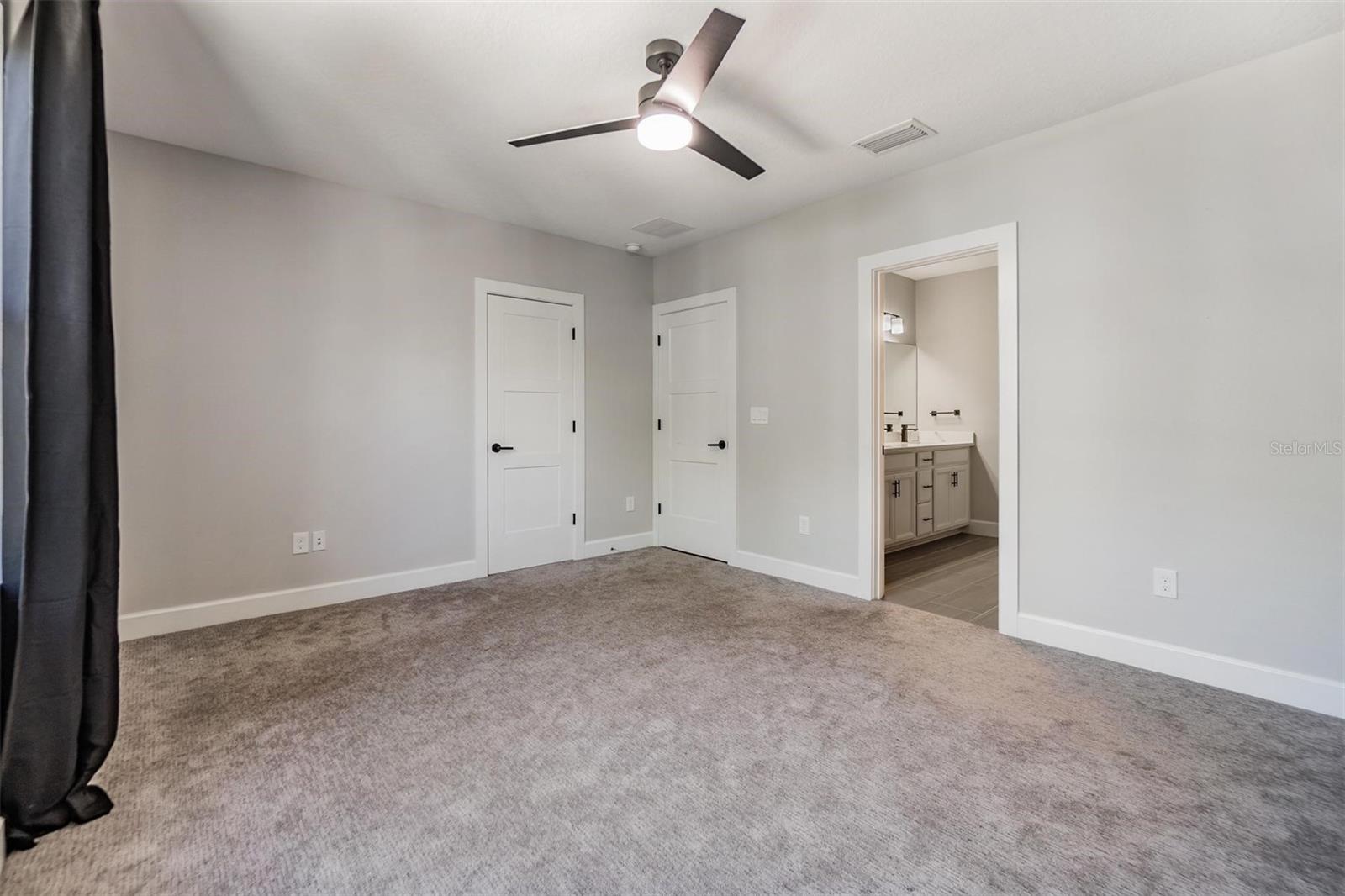 1302 W Carmen St #1 Property Photo 18