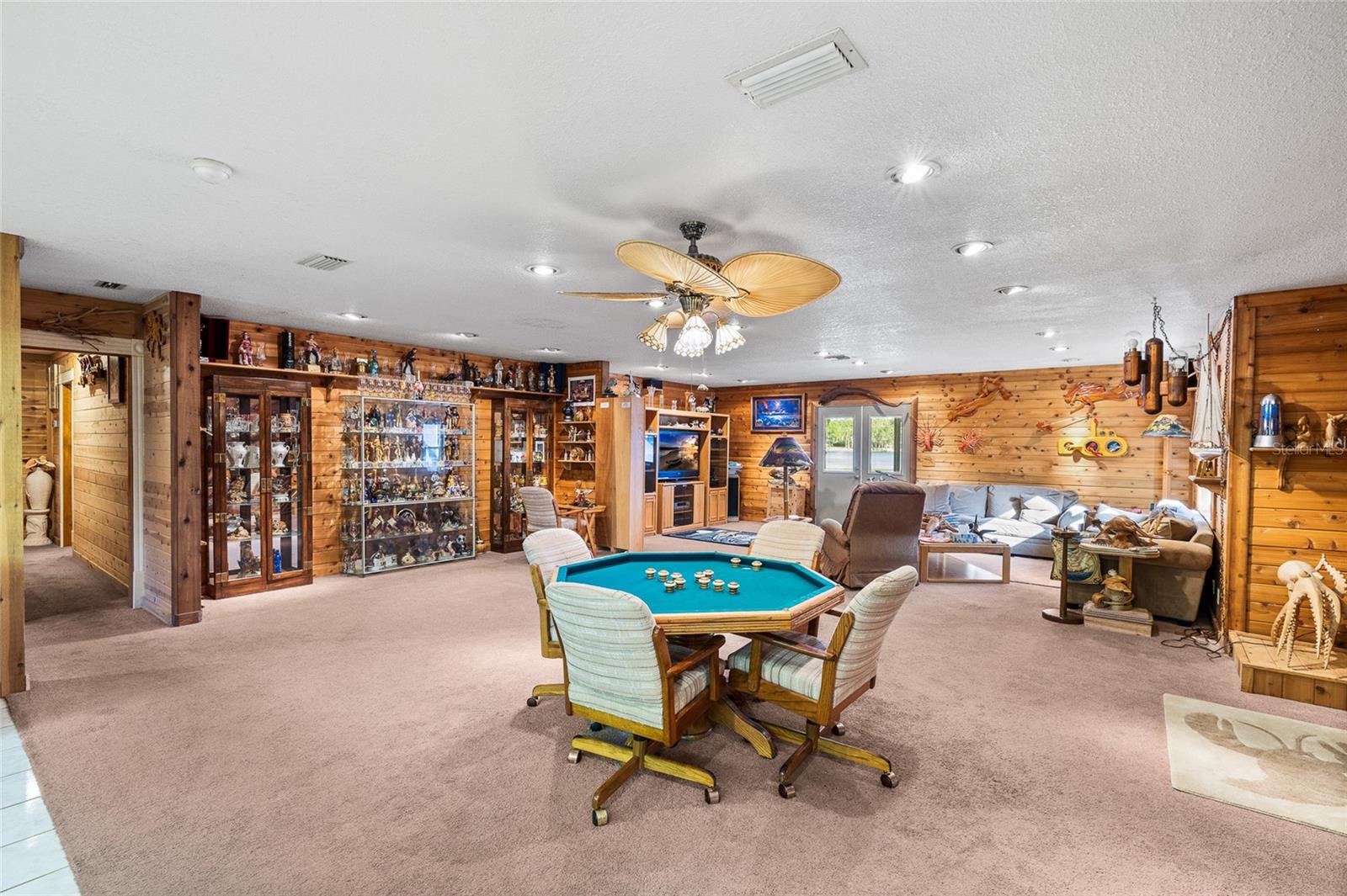 16025 Chastain Rd Property Photo 8
