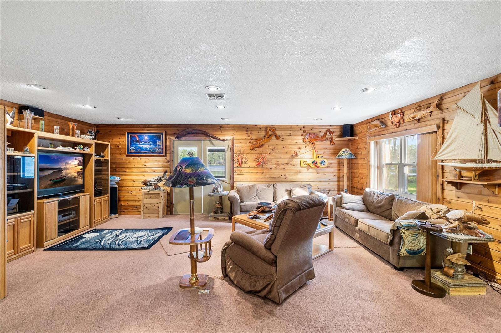 16025 Chastain Rd Property Photo 10