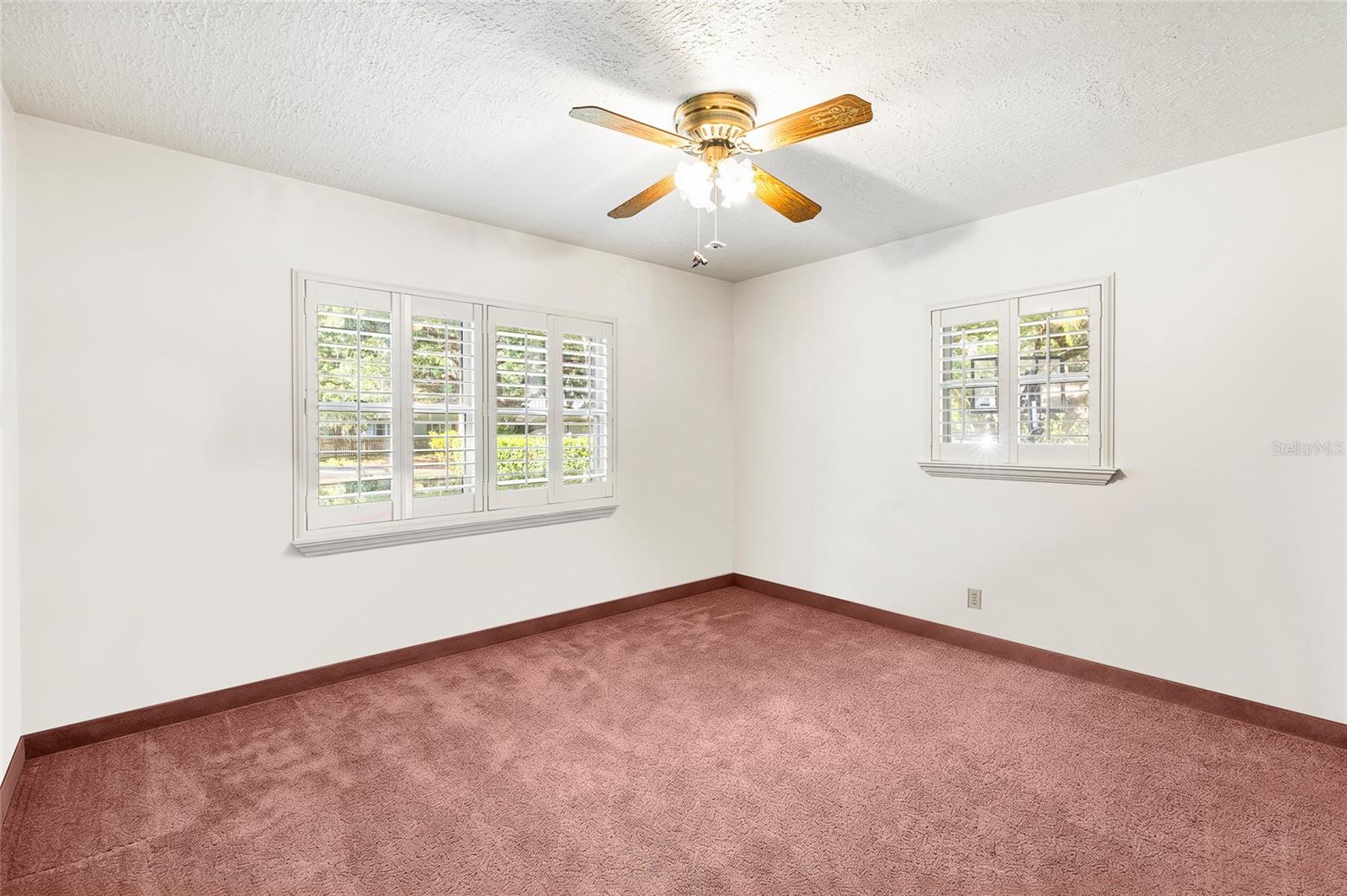 16025 Chastain Rd Property Photo 25