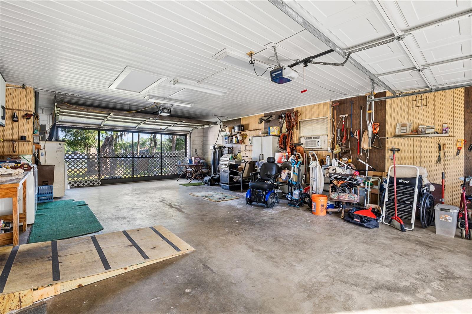16025 Chastain Rd Property Photo 38