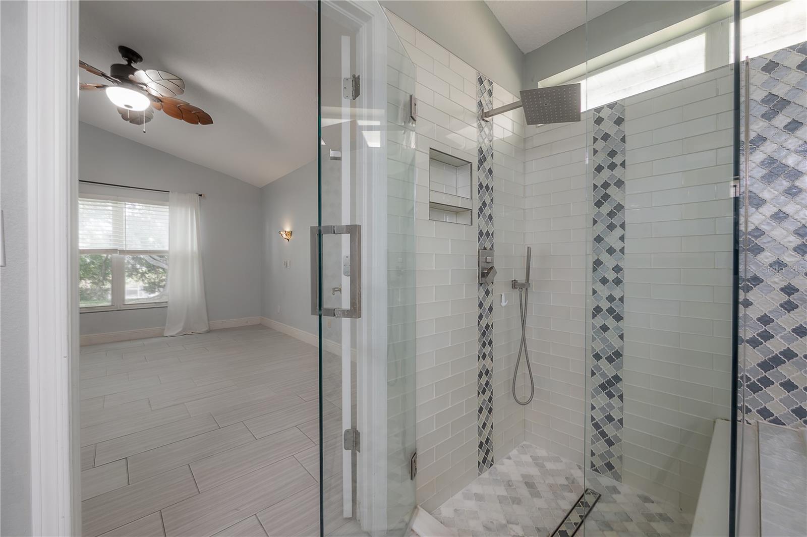 11820 Easthampton Dr Property Photo 36