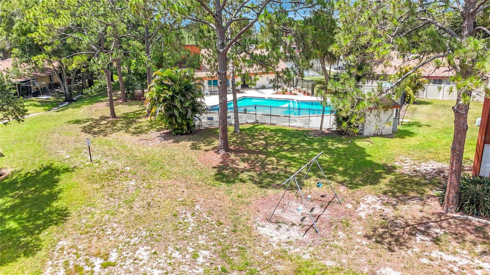 1935 Peppermill Dr #c Property Photo 69