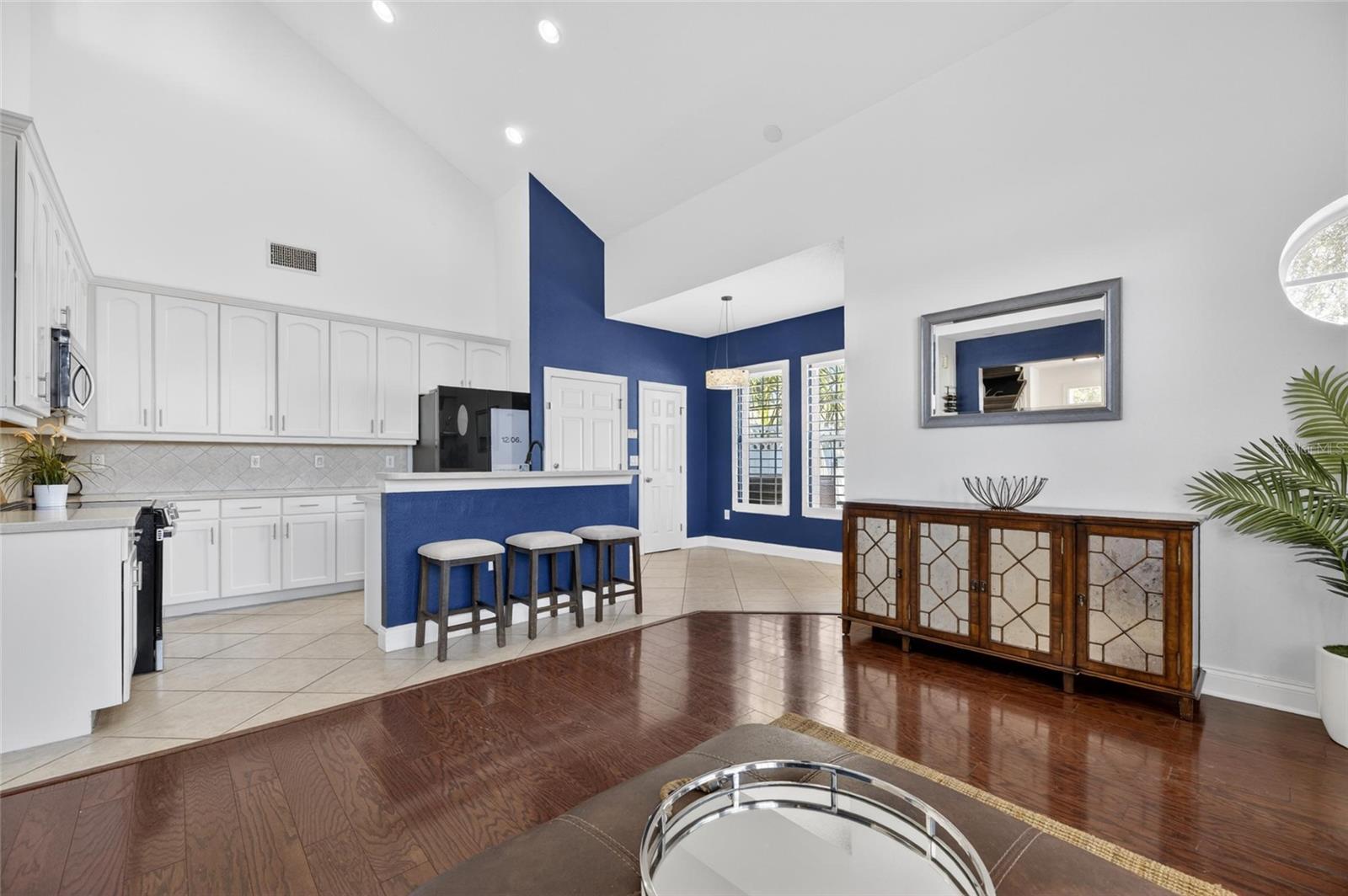5536 Luminar Pointe Ln Property Photo 18