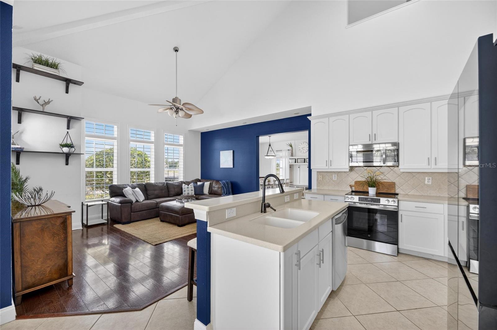5536 Luminar Pointe Ln Property Photo 23