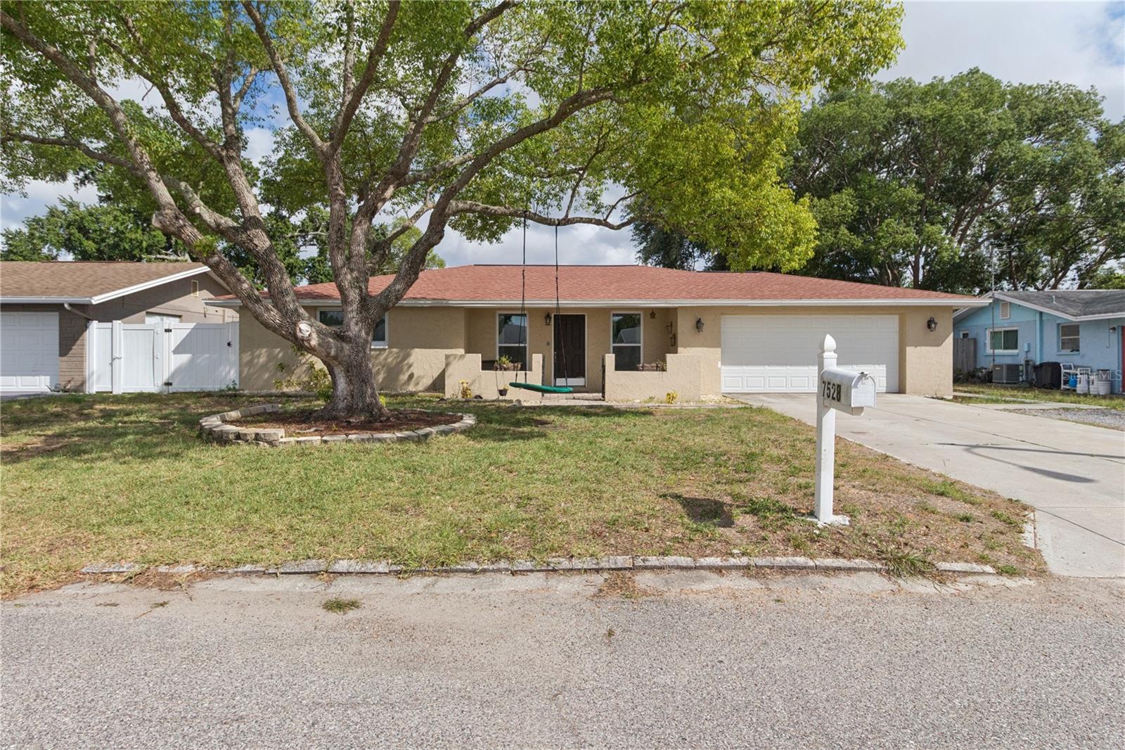 7528 Scottie Dr Property Photo 1