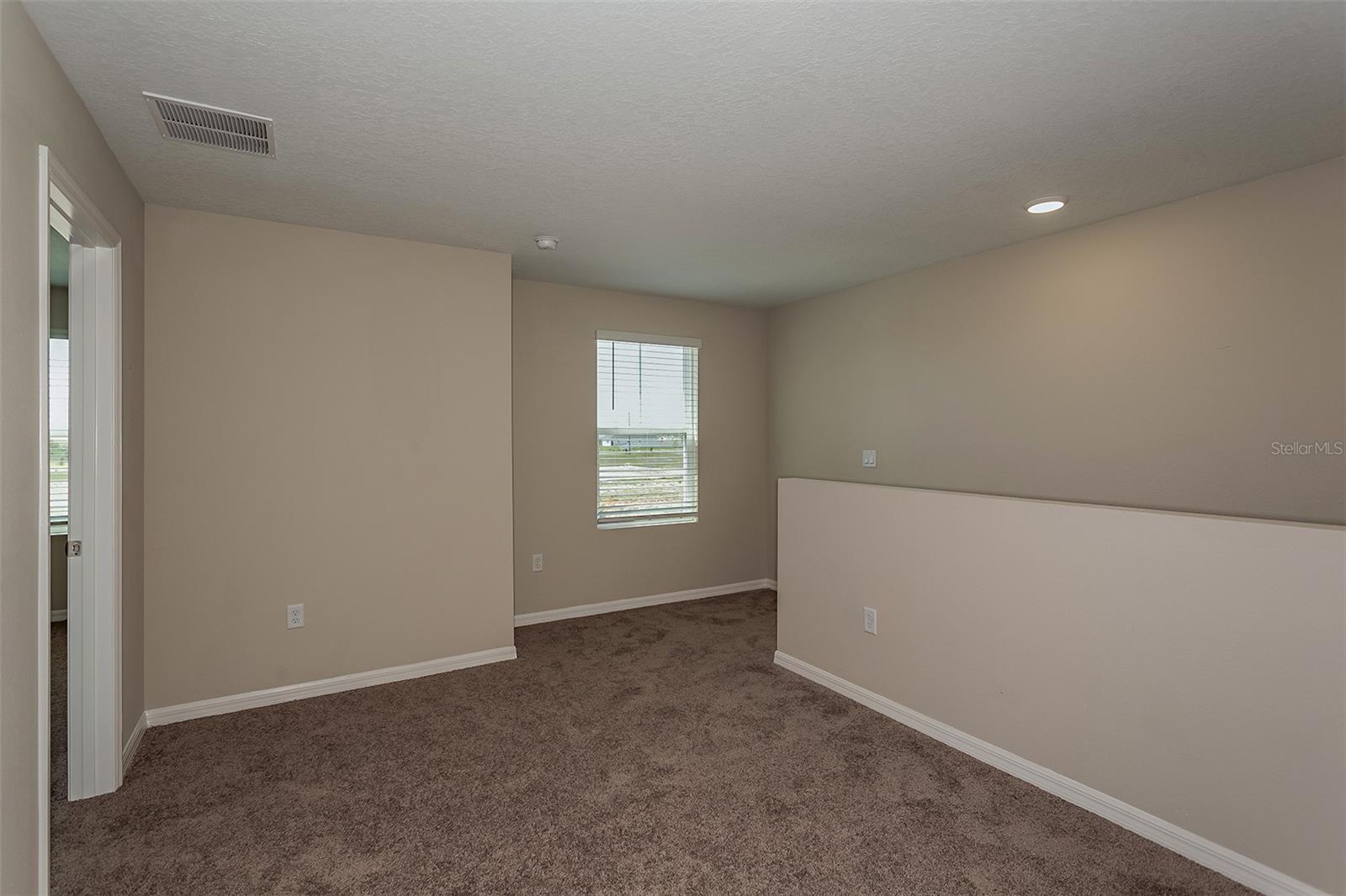 15208 Maude Landing Loop Property Photo 19