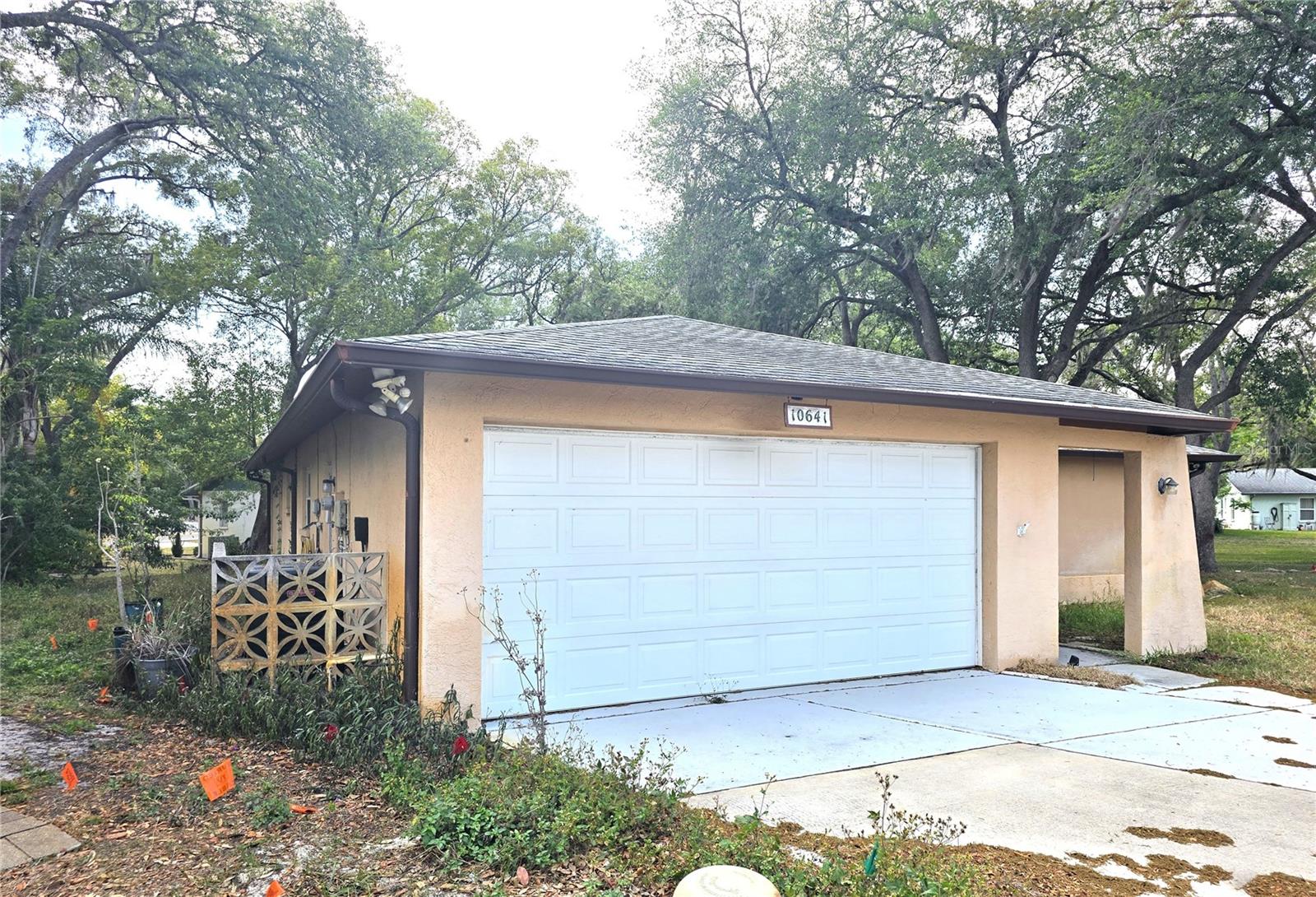 10641 Timber Ln Property Photo 2