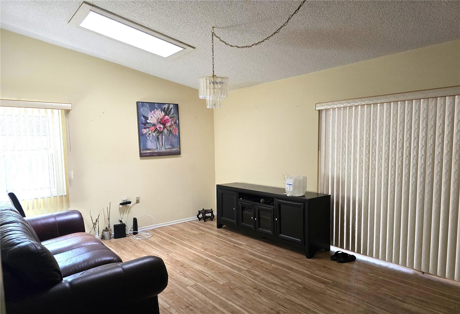 10641 Timber Ln Property Photo 15