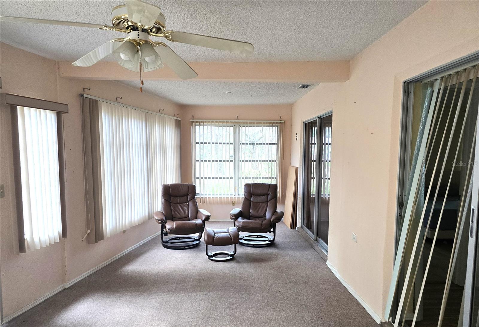 10641 Timber Ln Property Photo 29